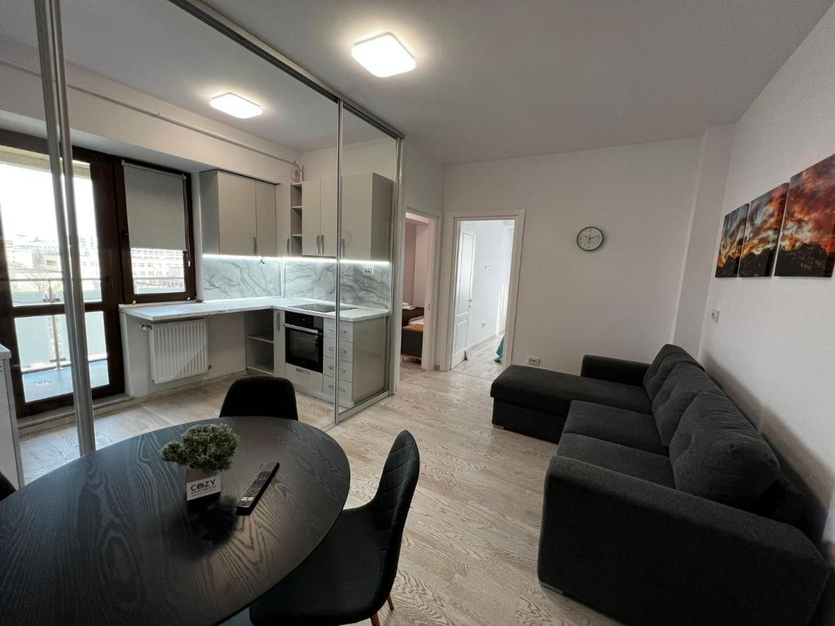 Cozy Apartments - City Center Iasi Bagian luar foto