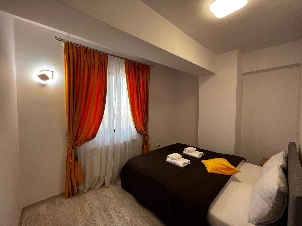 Cozy Apartments - City Center Iasi Bagian luar foto