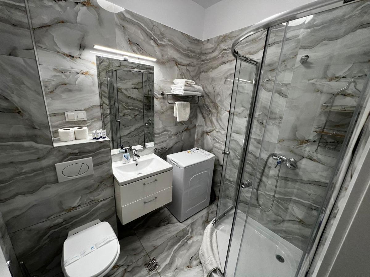 Cozy Apartments - City Center Iasi Bagian luar foto