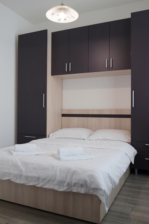 Cozy Apartments - City Center Iasi Bagian luar foto