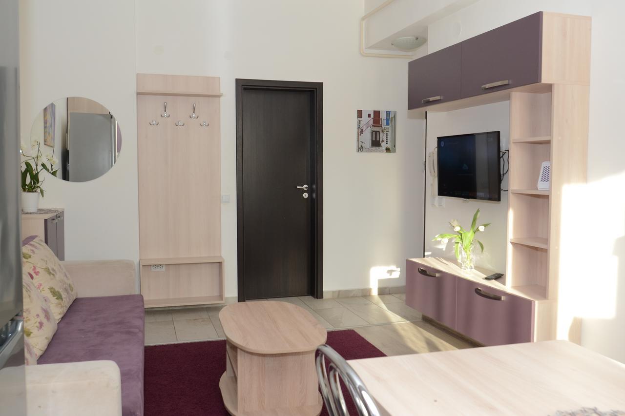 Cozy Apartments - City Center Iasi Bagian luar foto