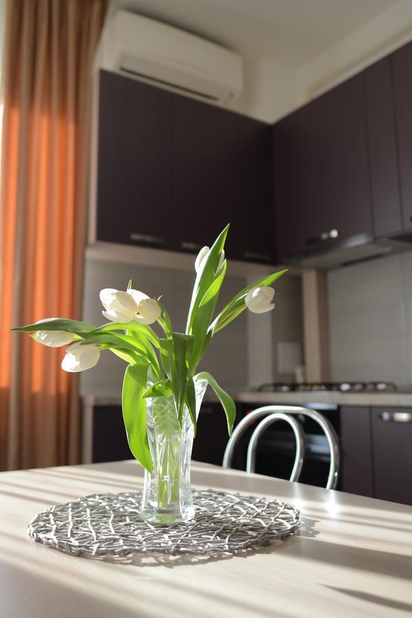 Cozy Apartments - City Center Iasi Bagian luar foto