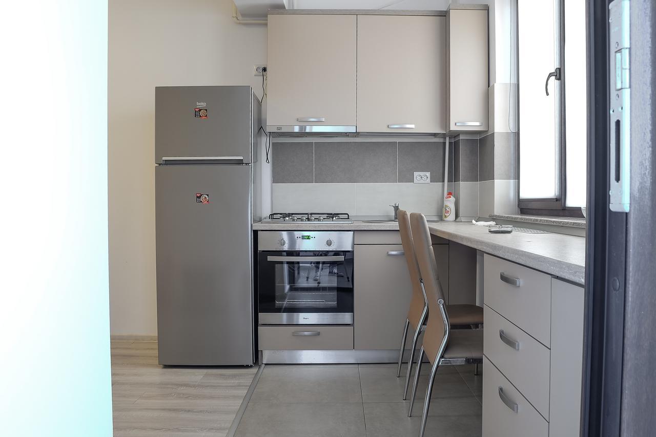 Cozy Apartments - City Center Iasi Bagian luar foto