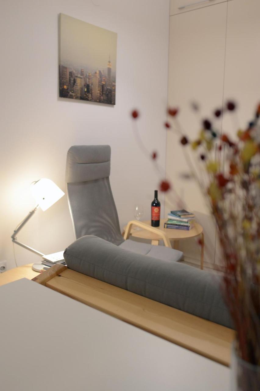 Cozy Apartments - City Center Iasi Bagian luar foto