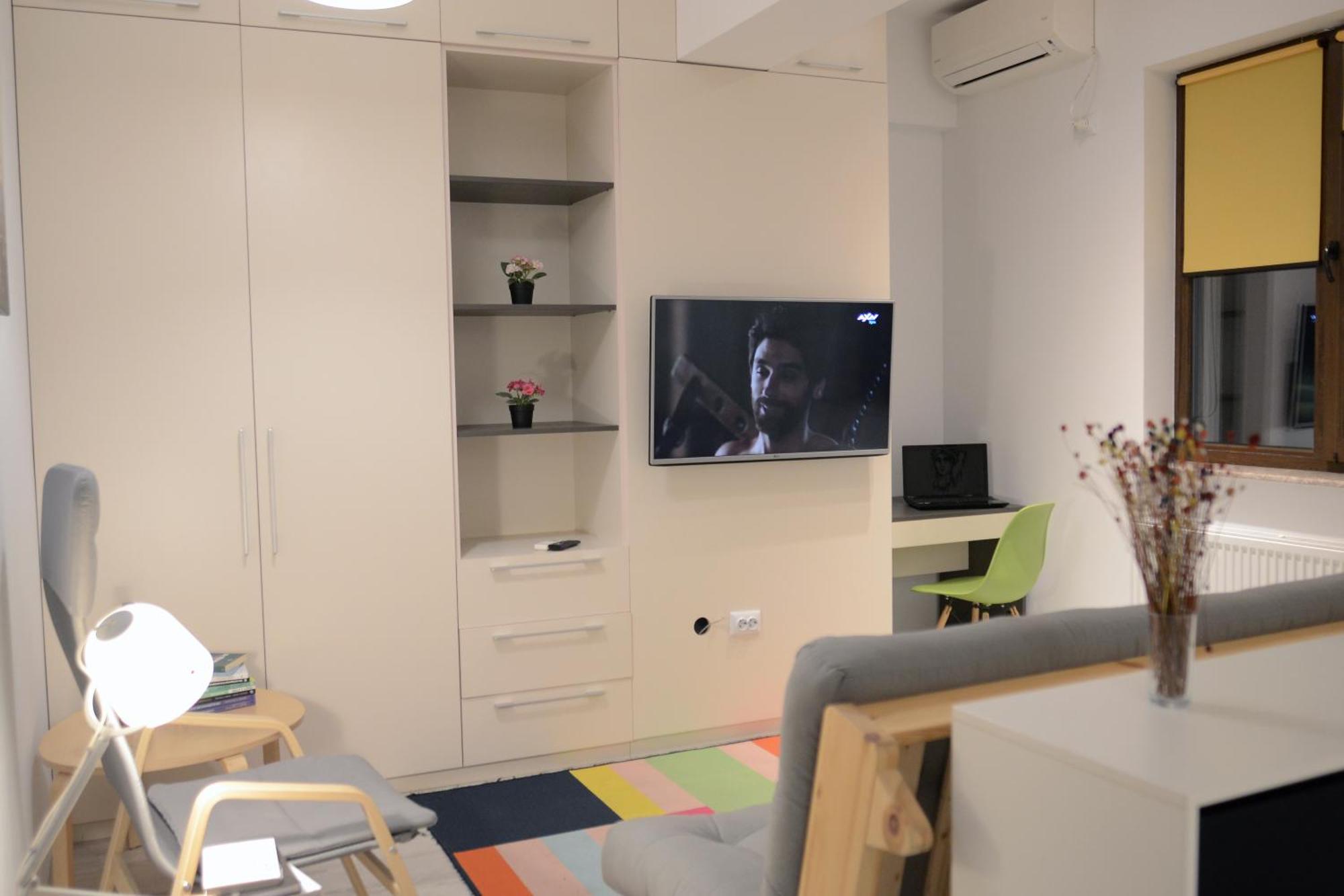 Cozy Apartments - City Center Iasi Bagian luar foto